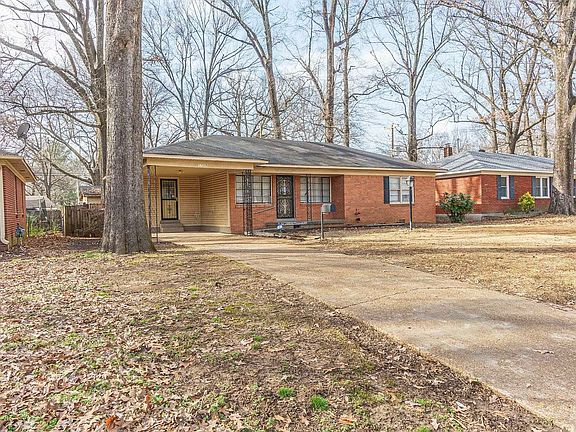 3rd image of 1709 Dorrie Ln
