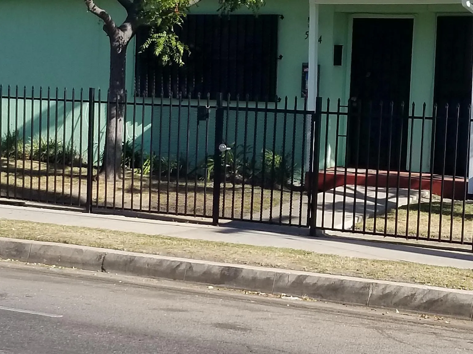 2 bed, 780 sqft, $1,950 — Photo 1