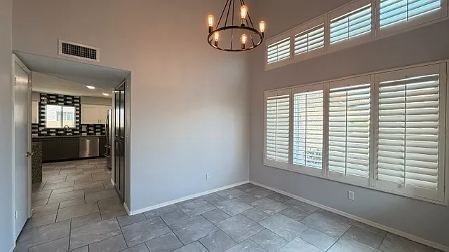 3 bed 2.5 bath. Pool & landscape serv included — Photo 3