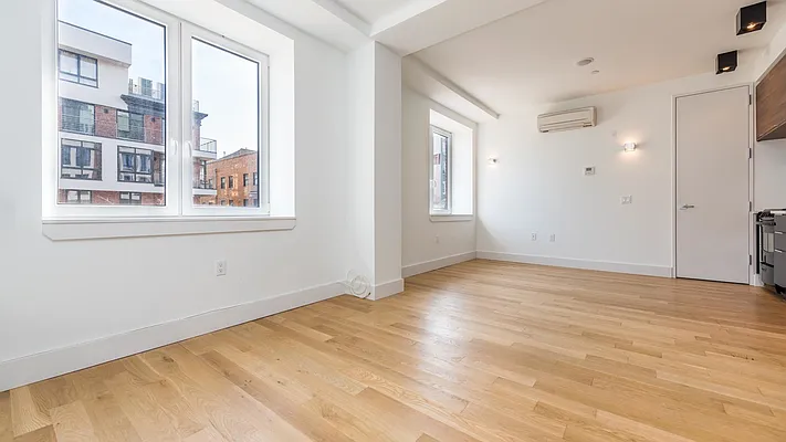 Rented by Nooklyn NYC LLC | media 62