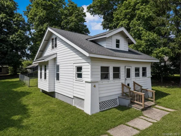 4 Grove Street, Harriman, NY 10950