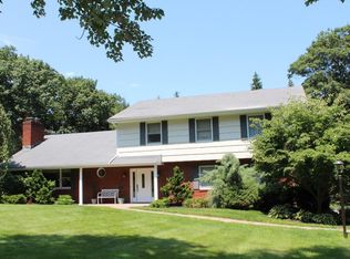 20 Richard Somers Rd, Granite Springs, NY 10527