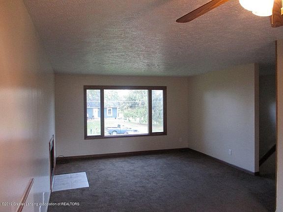 5th image of 9226 Highland View Dr