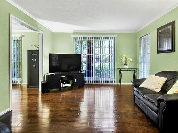 5th image of 5814 Pebble Springs Dr