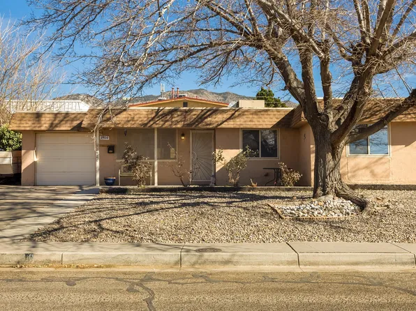 2920 Maxine St NE, Albuquerque, NM 87112