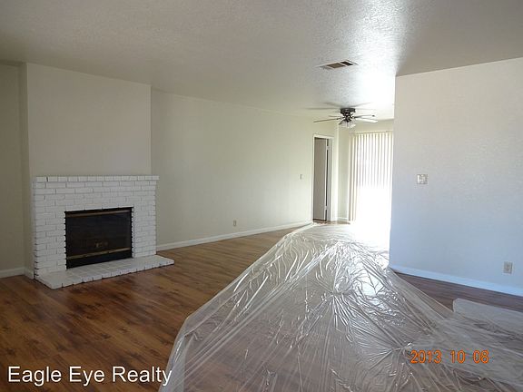 2nd image of 8236 Greenwood Ave