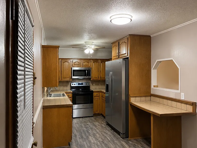 5505 Ridgewood Ln — Photo 8