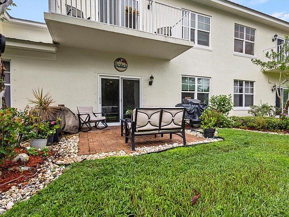 2nd image of 2516 Creekside Drive