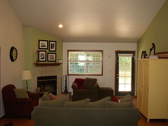 4th image of 515 Ensign Ave NW