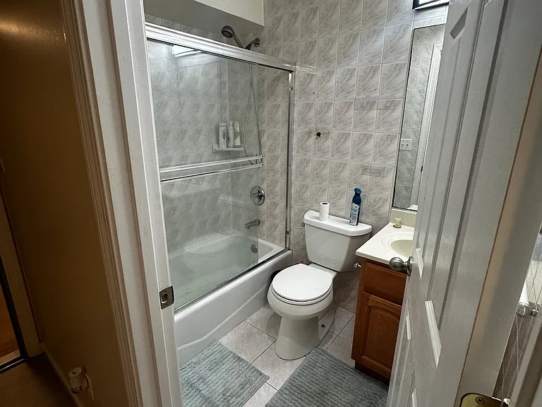 92 Meadowbrook Dr — Photo 3