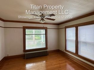 547 Jefferson St #1, Oshkosh, WI 54901