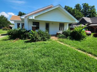 308 E Madison St, Crescent, OK 73028