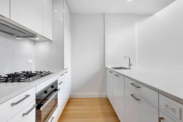 Rented by Level Group | media 13