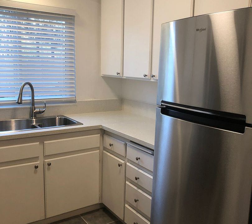 1st image of 4052 Oregon St APT 3