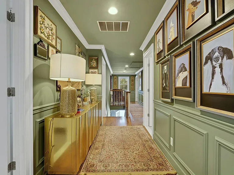 41 Fairview Ave — Photo 35