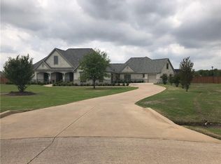 315 Magnolia Dr, Waxahachie, TX 75165
