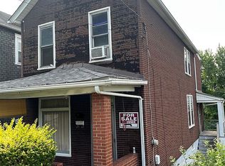 730 Savey St, Duquesne, PA 15110