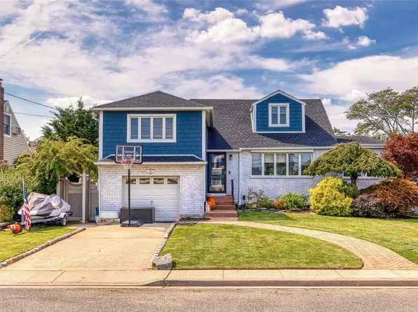 147 Lincoln Avenue, Island Park, NY 11558