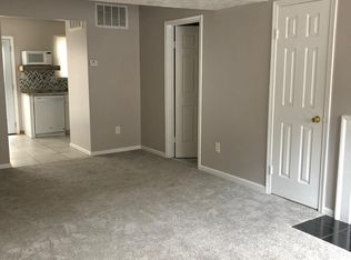 21 Oneonta Dr, Newport News, VA 23602