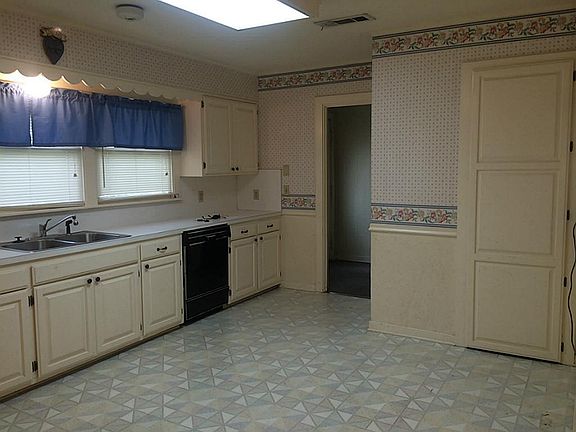 Ample storage and counterspace.
