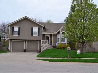 8601 NE 105th Ter, Kansas City, MO 64157
