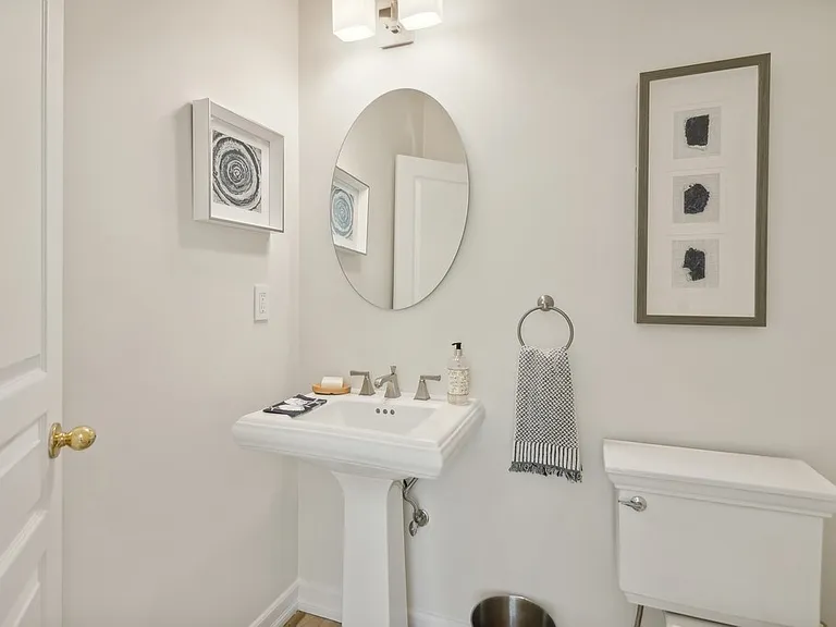 35 Hollow Ln — Photo 14