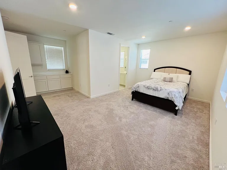 2451 Lake Club Dr — Photo 7