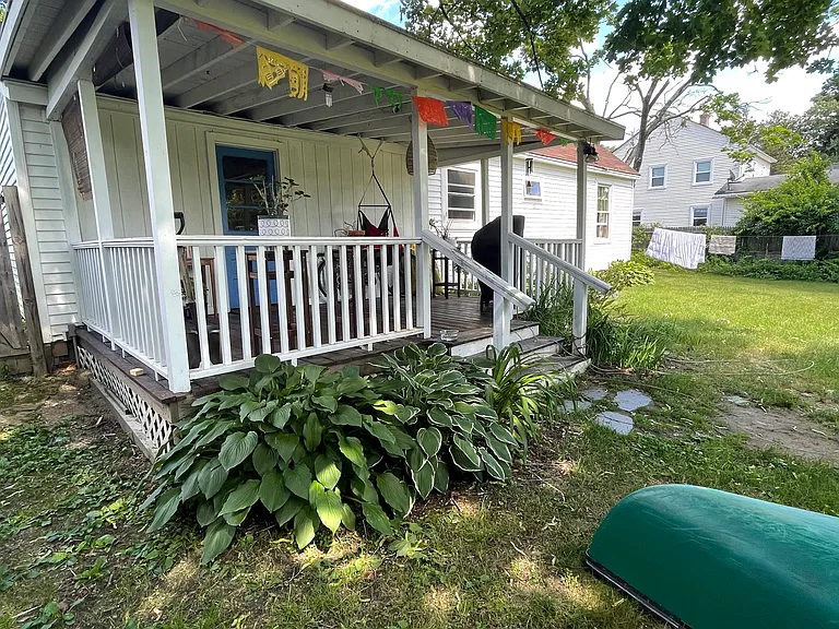 49 Western Ave — Photo 12