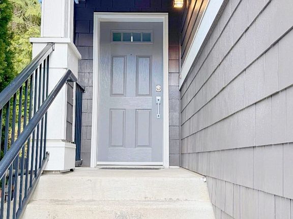2nd image of 5583 Lakemont Blvd SE APT 1601