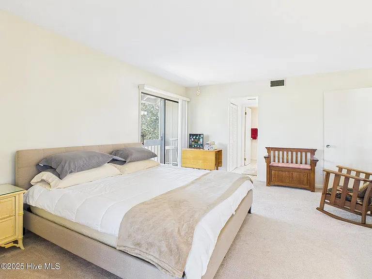 250 Sugar Gum Ln #201 — Photo 20