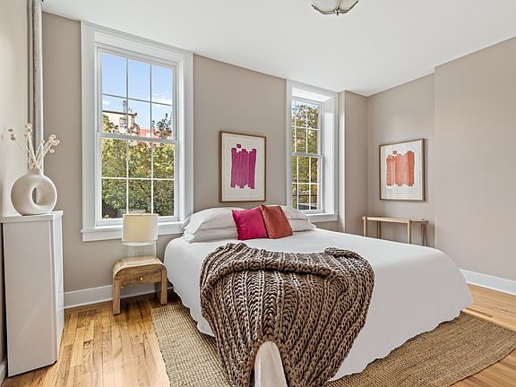 4th image of 83 Douglass St APT 1