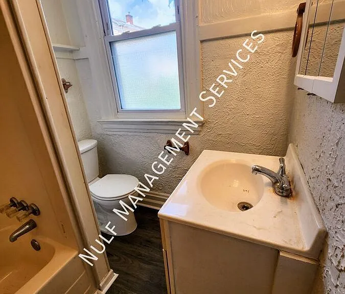 38 Walnut St #2 — Photo 2