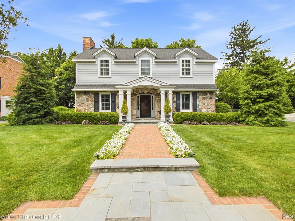 485 Westwood Dr, photo 2