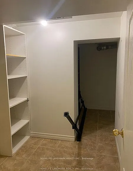 111 Clifton Ave #BASEMENT — Photo 14