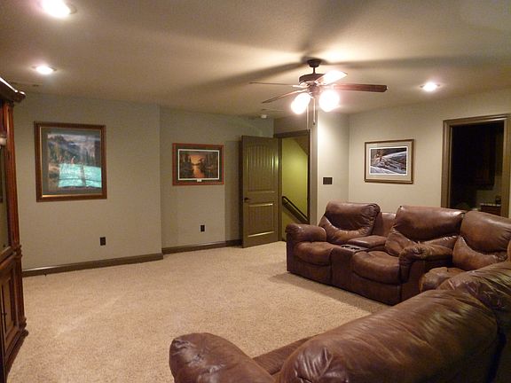 Bonus Room - 2nd livingroom
