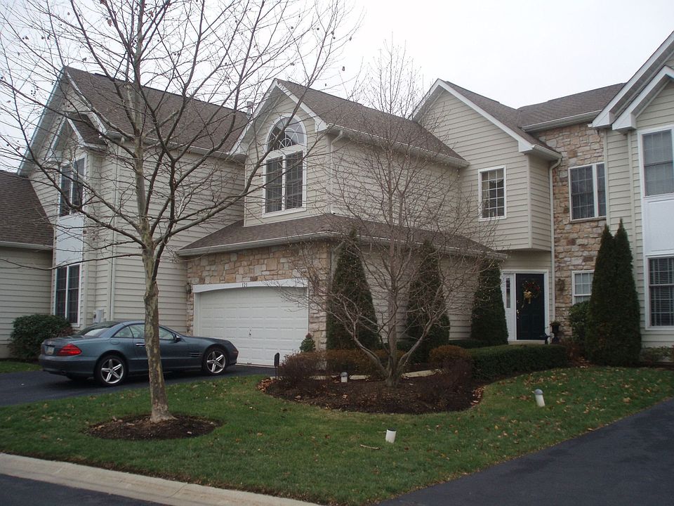 **Stunning CARRIAGE HOME**