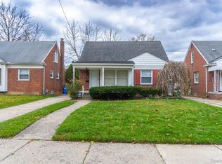 384 Sherbourne St, Inkster, MI 48141