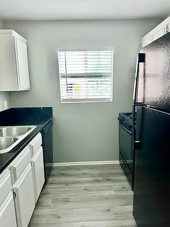 121 S Avenue 52 #D — Photo 5