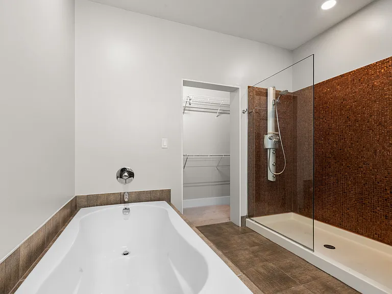 4100 Forest Park Ave #507 — Photo 20