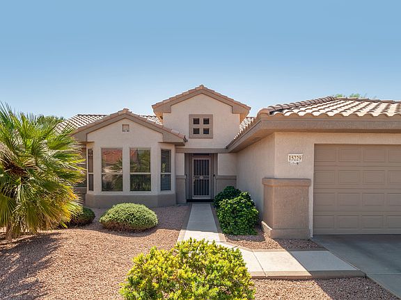 4th image of 15229 W Waterford Dr