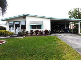 42 Magnolia Ln, Wildwood, FL 34785