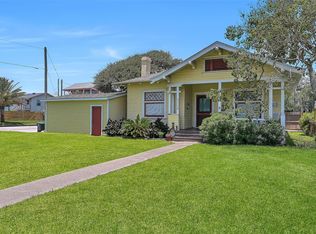 3228 Avenue R 1/2, Galveston, TX 77550