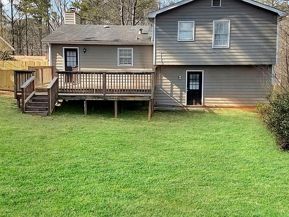 4th image of 1594 Cherry Hill Ln SW