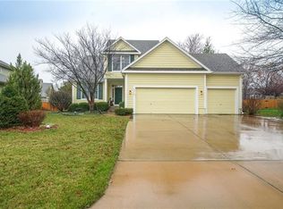 2317 W Johnston St, Olathe, KS 66061