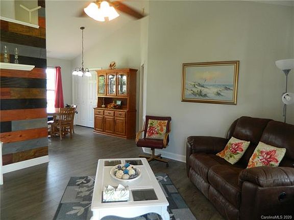 2nd image of 847 Horse Hair Ln