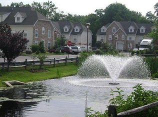 604 Regency Ct, Middletown, NJ 07748