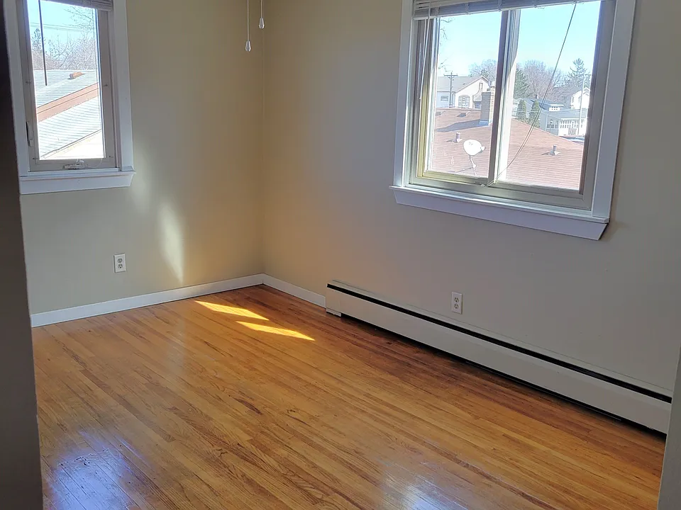 1532 Randolph Ave #11