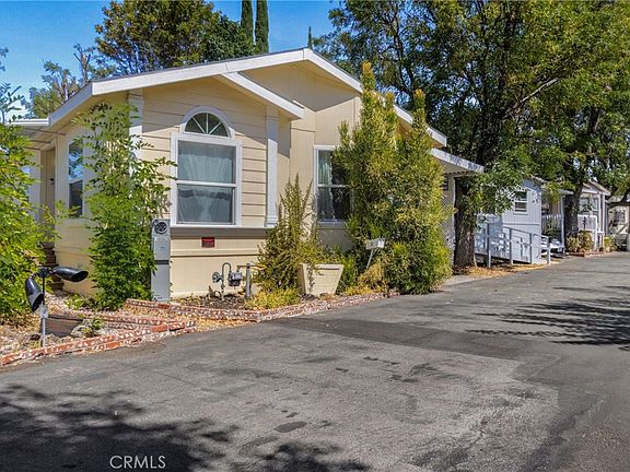 2nd image of 4201 Topanga Canyon Blvd Space 63