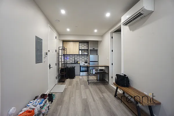 Rented by Rennit Inc. | media 4