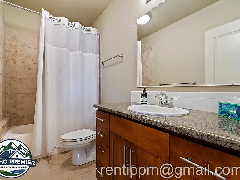406 S 13th St #104 — Photo 14